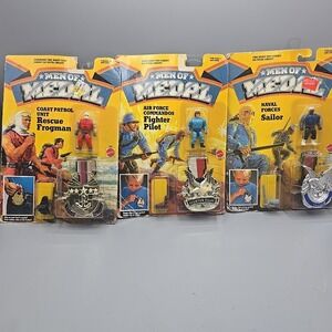 Mattel Men of Medal MOC Badge 1988‎ Rescue Frogman Fighter Pilot Navaln Sailor
